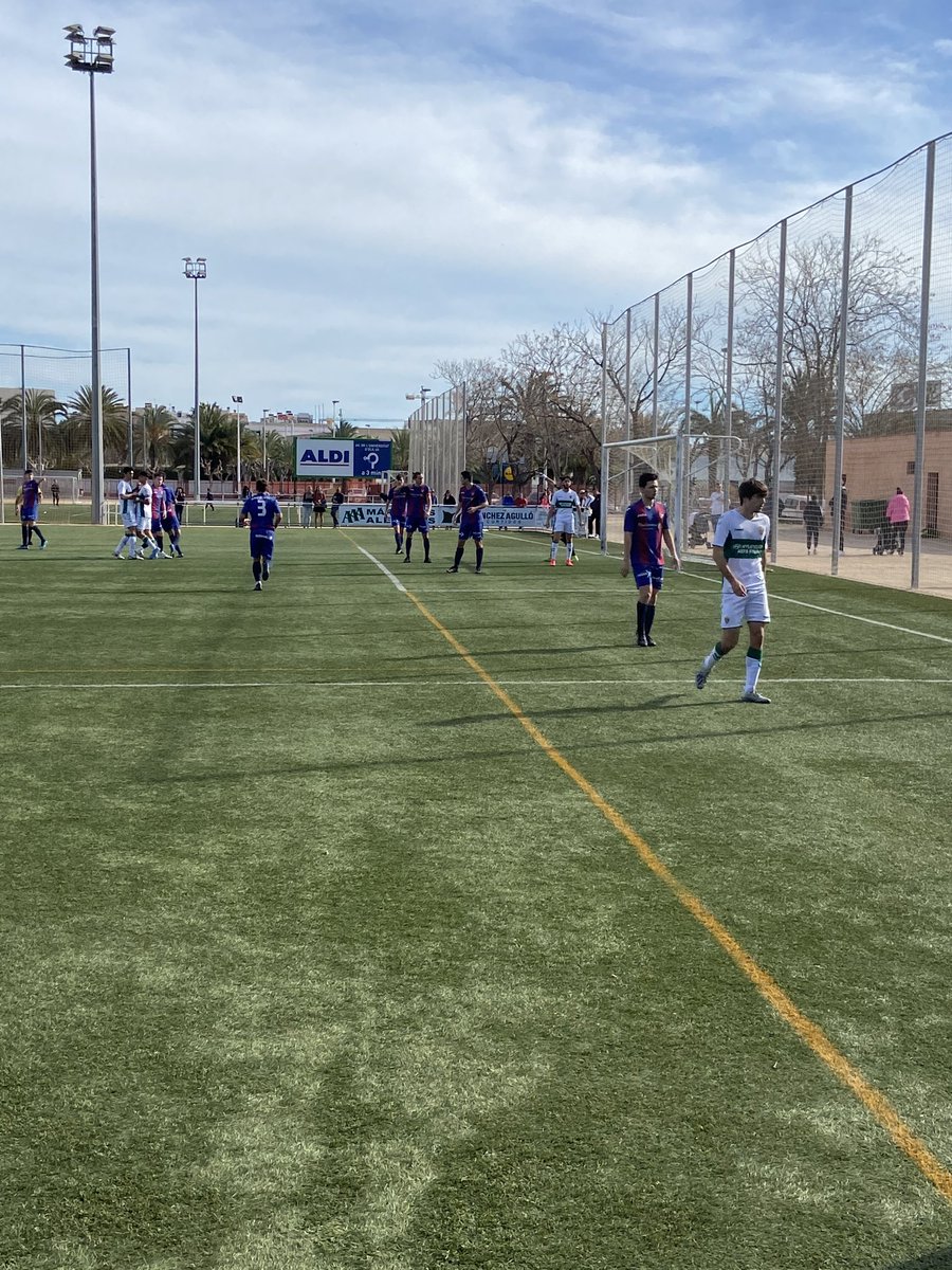 Ya viendo el <a href="/elchecfoficial/">🌴</a> #DH 🆚 <a href="/UDAlzira/">UD Alzira</a> con <a href="/9rodrimc1/">9rodrimc</a> <a href="/RafaRoldan13/">Rafa Roldan</a> <a href="/jose_ruizzz5/">jose ruiz</a> y Andres en el XI local. <a href="/rgfootball_web/">ℝ𝔾𝔽𝕠𝕠𝕥𝕓𝕒𝕝𝕝</a> #CanteraRG