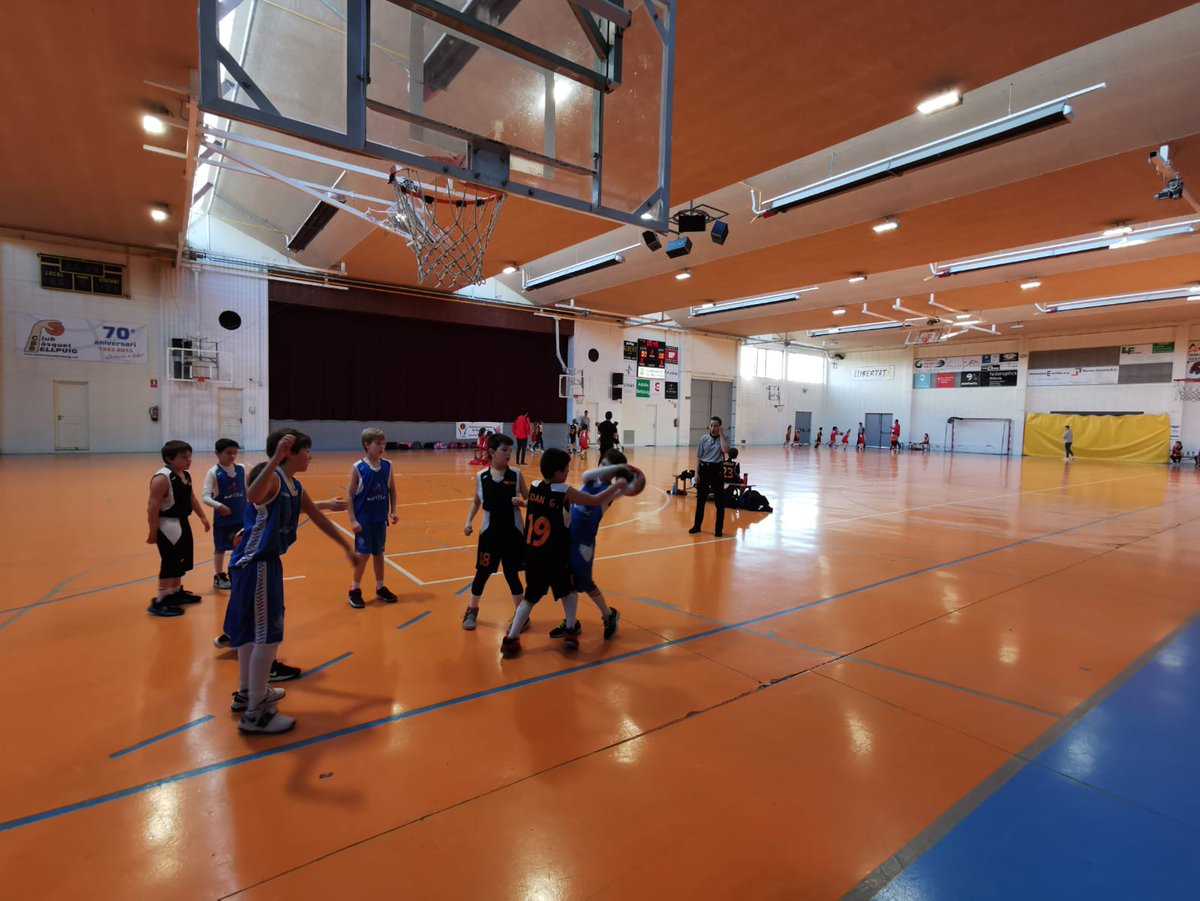RTLleidaFCBQ's tweet photo. Tot apunt per iniciar la 6a #TrobadesEscolaRT a Bellpuig, Tàrrega i Vallfogona

#RTLleida #BàsquetLleidatà #BàsquetCatalà https://t.co/qK5Xrn4Lsk