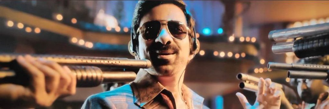 RaghuSarat's tweet photo. #DiscoRaja a very good concept that witnessed on tollywood screen. @RaviTeja_offl sir brilliant performance 💥💥 @MusicThaman your BGM 🔥🔥 @starlingpayal cute and matured performance. @Mee_Sunil garu 🤗👏 .#vianand 👏👏 . @VenkateshK43 #4 https://t.co/D8ETI3NO0d