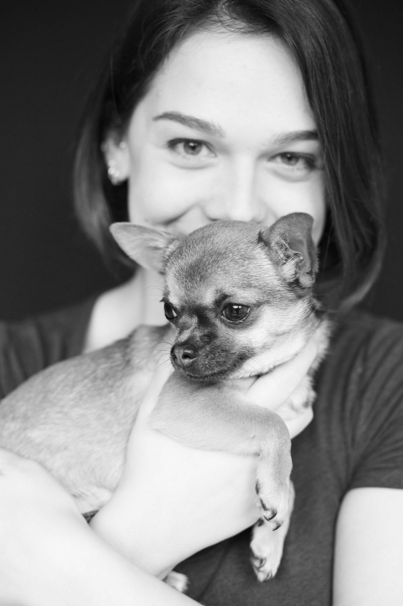 Kim_Scopes's tweet photo. When the photographer’s littlest assistant Pip the puppy had to make an appearance! ❤️
Katie Knight- McAdams is fab & I highly recommend
Final shots coming soon!
.
#actress #acting #puppeteer #puppetry #stage #theatre #screen #stagesctor #screenactor #commercialcasting #headshots https://t.co/ALA5YNqq2U