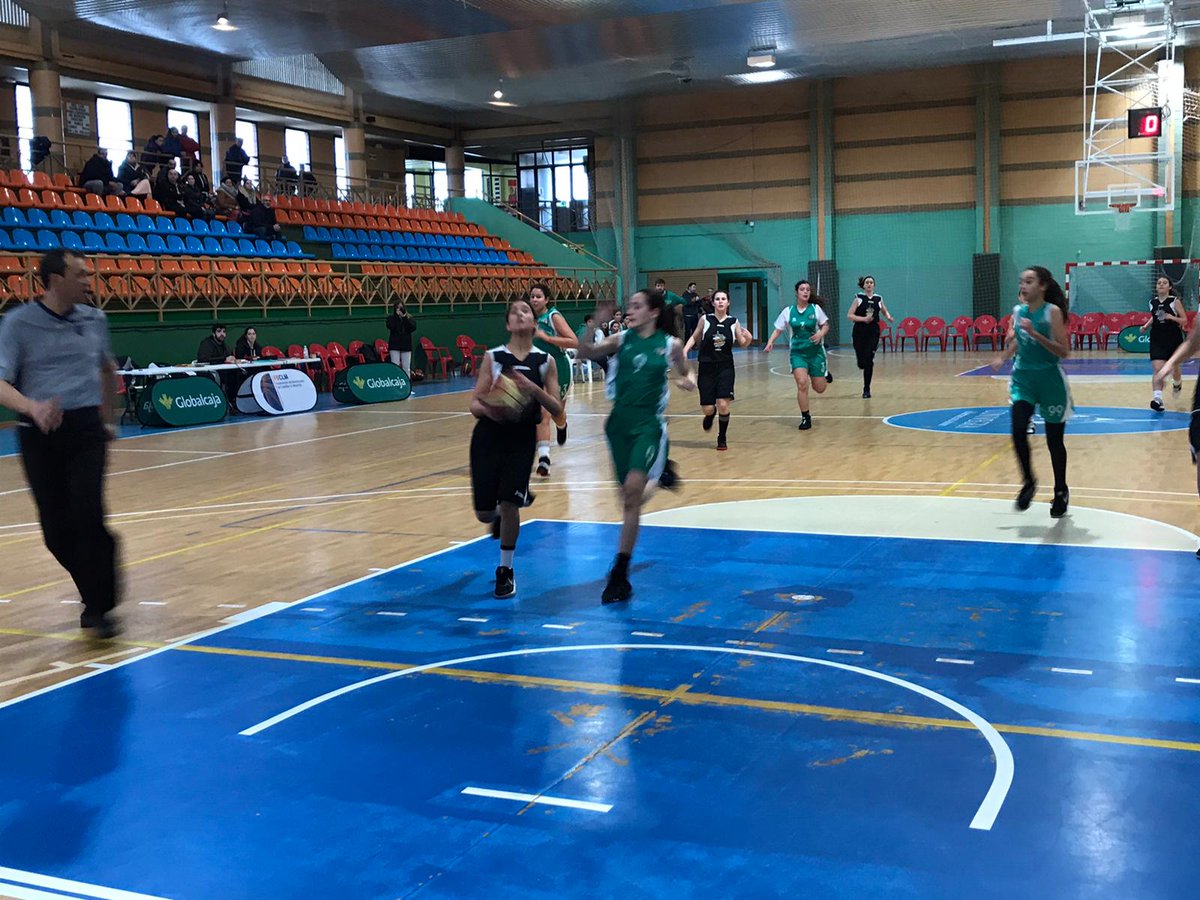 fbclm's tweet photo. 🏆Minicopa infantil femenina.
 
🏀Desde las 10:00 de la mañana, baloncesto femenino de cantera con los equipos @CEIToledo @G76AlKasar @CBPoligono y @ucacb  

#copafem

@AytoConsuegra @otconsuegra https://t.co/arqnv7K7OK