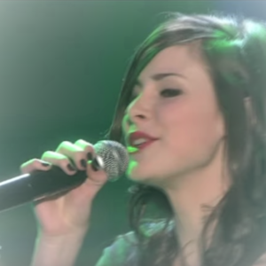 Lenaisten's tweet photo. Es gibt was zu feiern:
Heute jährt sich @Lenas_view legendärer #USFO auftritt mit My Same zum zehnten mal #Urknall #leniläum
https://t.co/HTvgxhkTyo https://t.co/0pFu0xNGyd