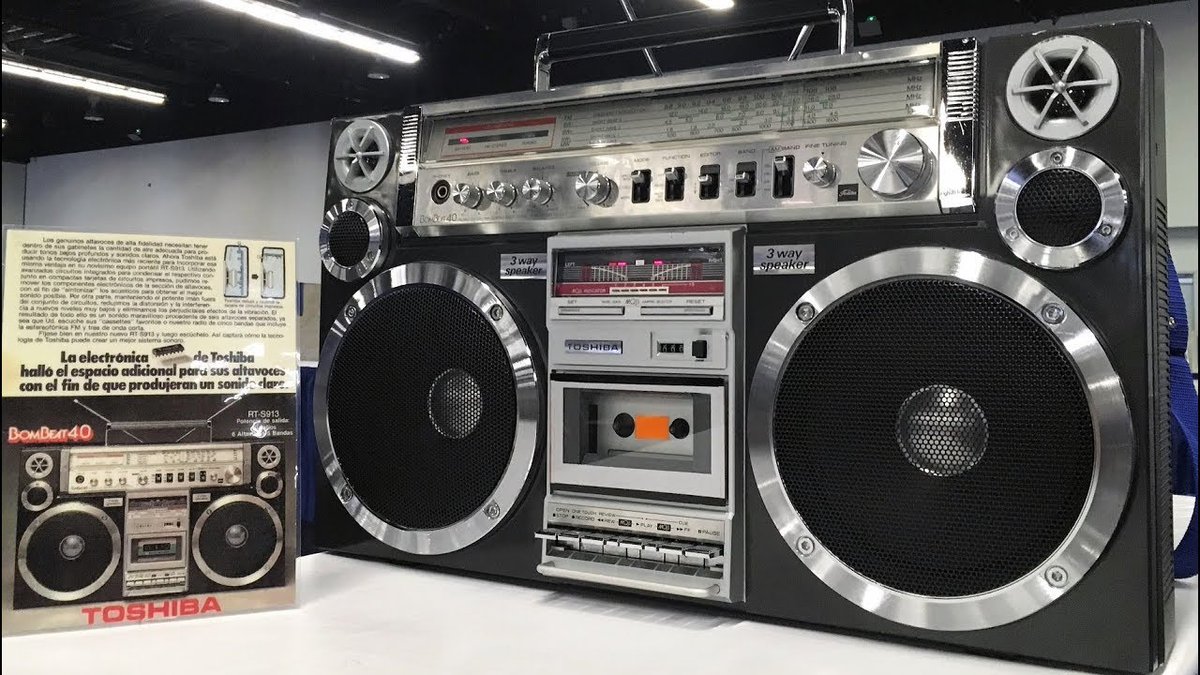 Join me for 3 hours of Sunday Grooves coming up at 10am (UK) time on <a href="/1053zackfm/">Zack FM</a> soul and funk galore! Text 07480986266 or email studio@zackfm.com online, on #DAB+ and FM 105.3 East Of England. #funk #soul #groove