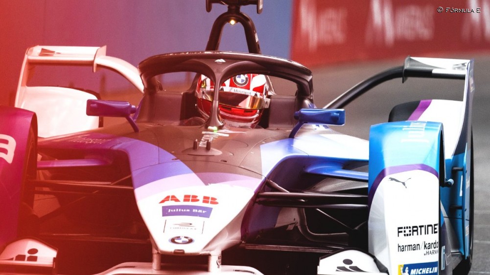 SoyMotor's tweet photo. OFICIAL: La Fórmula E pospone el ePrix de #Sanya por el #coronavirus - https://t.co/DgXdR0ZXki #FormulaE https://t.co/CA7RKOLOe9