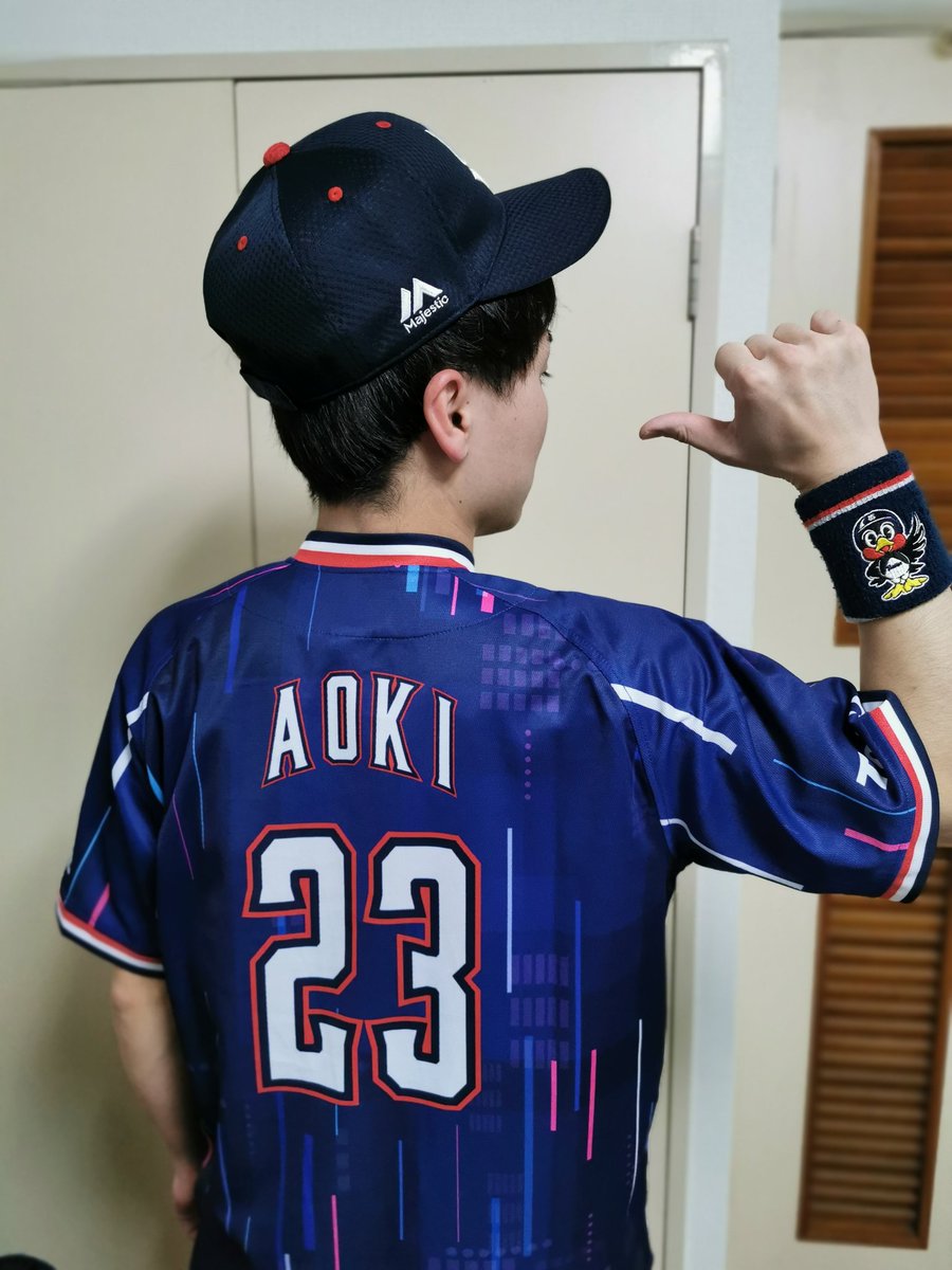 パプリカ 角田12球団 ヤクルトスワローズプラチナ会員証と入会記念品のユニフォームとコーチジャケット届きました カッコイイ 今年は大好きな青木宣親選手の背番号23にしました これ着て今年は燕旋風巻き起こします すわほ パプリカ 角田12球団 ヤクルトスワローズプラチナ会員証と入会記念品のユニフォームとコーチジャケット届きました カッコイイ 今年は大好きな青木宣親選手の背番号23にしました これ着て今年は燕旋風巻き起こします すわほ