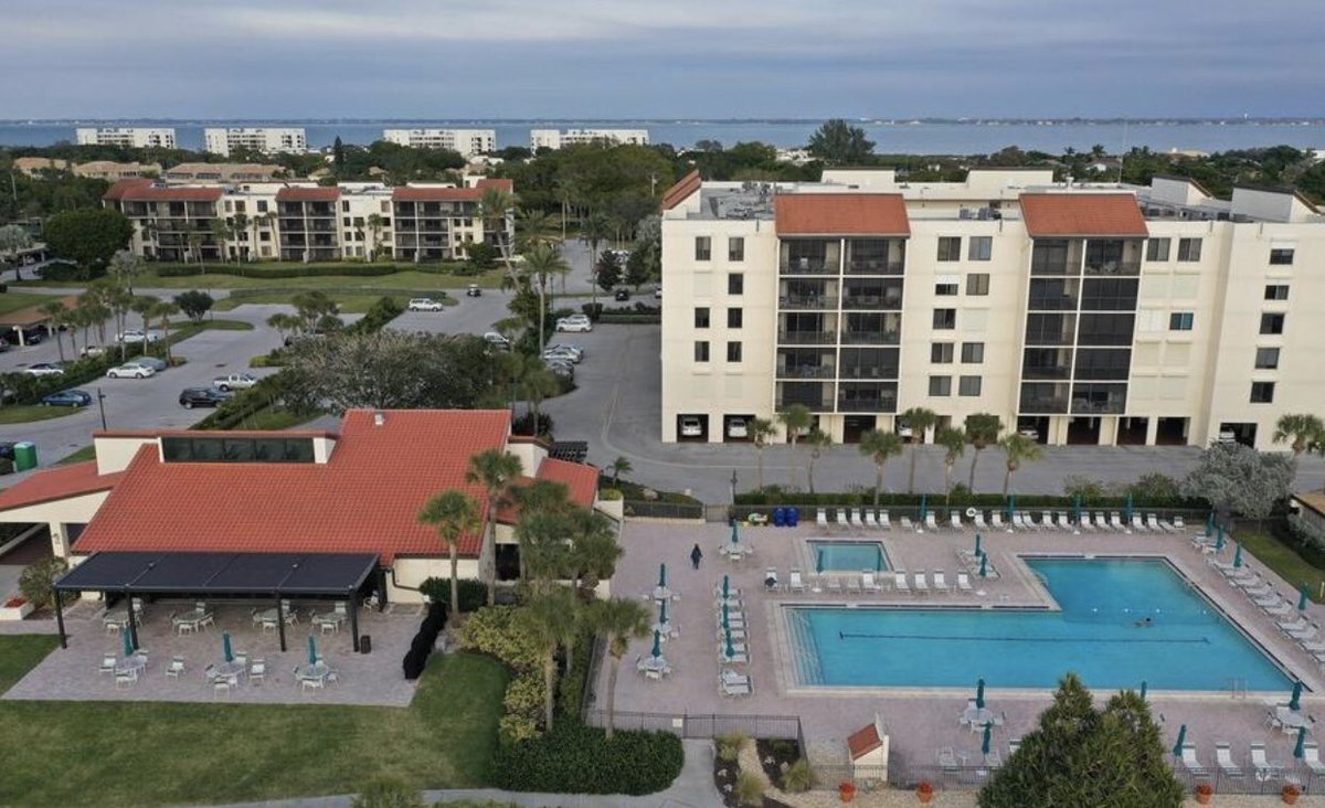 tbenderphoto1's tweet photo. #MarketSnapshot: #Seaplace on #LongboatKey offers #leisurelyliving year-round it’s the largest #condominium development on #LongboatKey offers #residential #community in a resort-like setting.
https://t.co/A1jRd8BJj4
#ReadAboutIt By #ChrisAngermann
https://t.co/5n1jVzzDU2 https://t.co/fyudhnMCGj