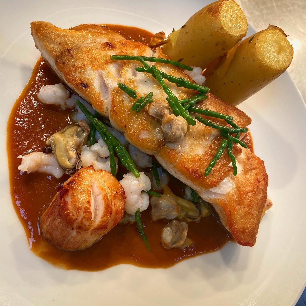 Deanes At Queens tweet media