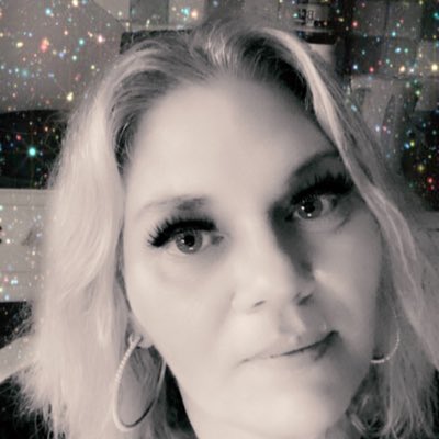 elisabeth_2017's tweet photo. #NewProfilePic https://t.co/U6D6QRJSSr