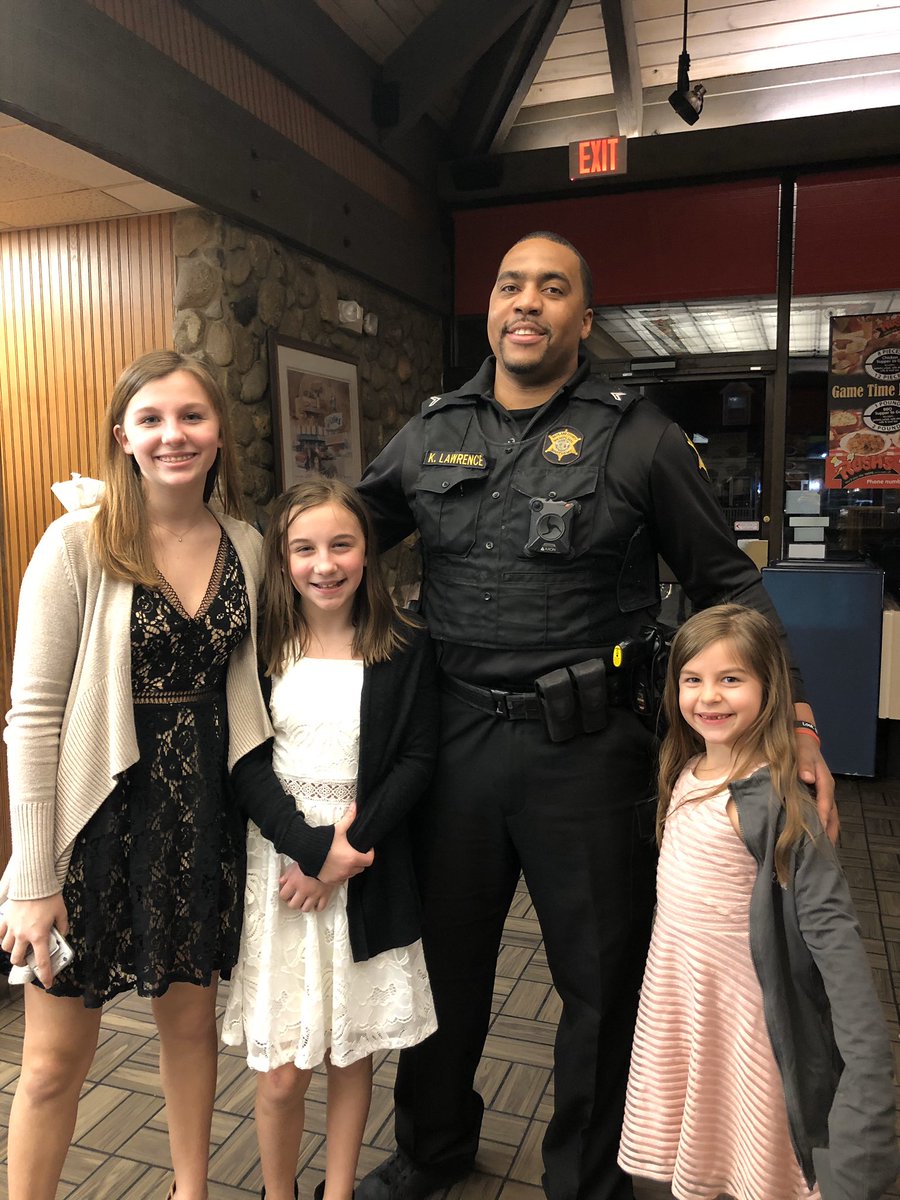 JackOliversPool's tweet photo. @K_Law124 thanks for the pictures last night! Thank you working to keep our community safe! #jackoliverpools #livdpd https://t.co/utYTmNyx7V