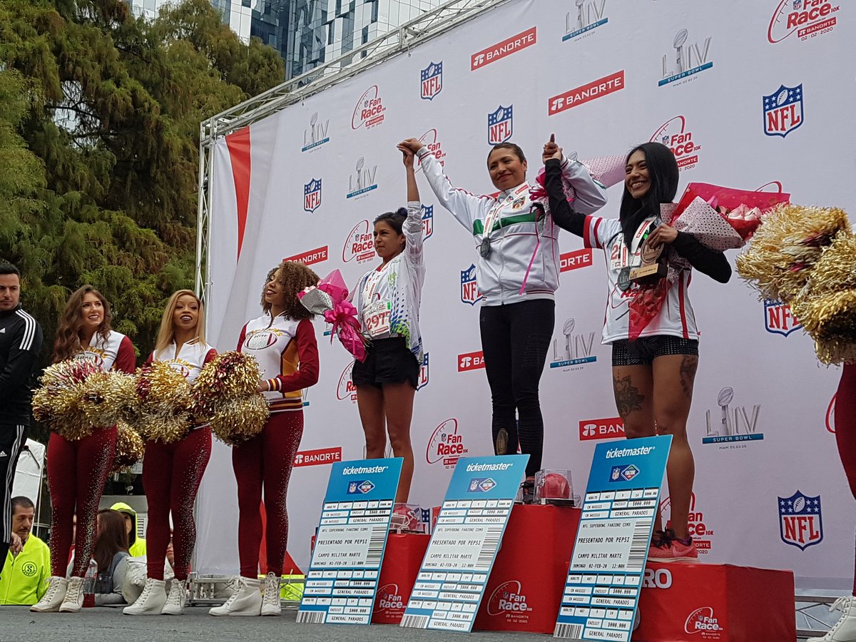 maximoavance's tweet photo. Las ganadoras y los ganadores de la #FanRace de la @nflmx. Se compitió en las ramas femenil y varonil, las distancias de 5K y 10K.
#SBLIV https://t.co/jlo51djHMF
