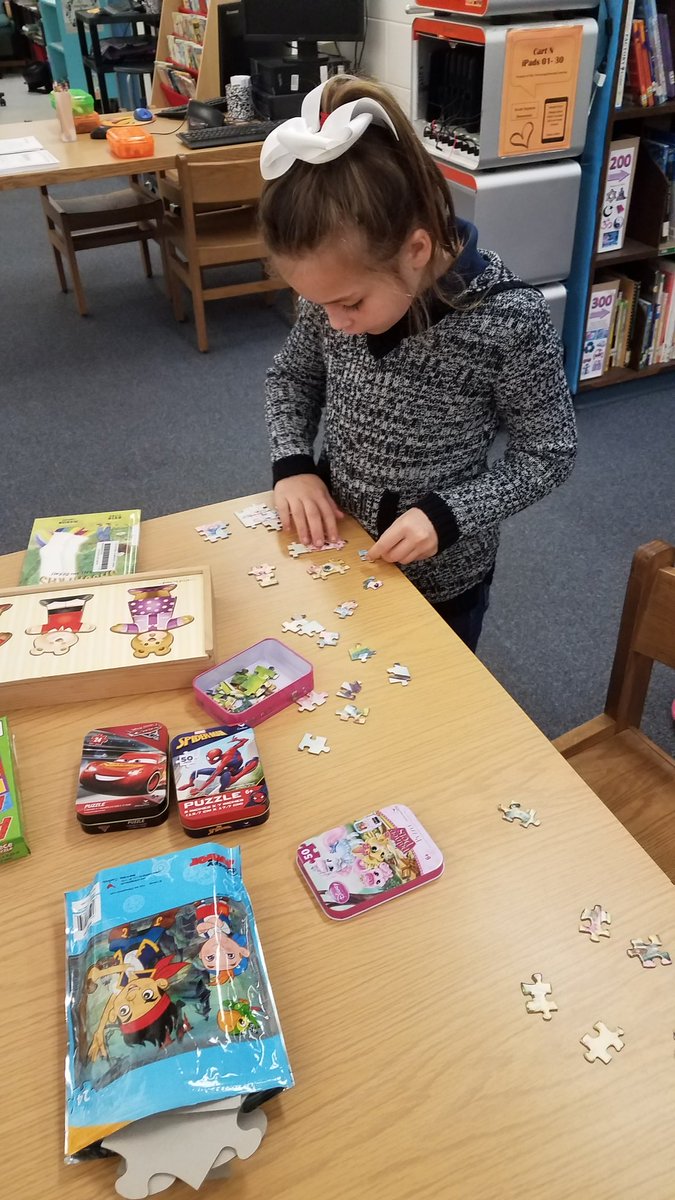 MsFrevel's tweet photo. More Media Snippets of the week
#SDEMedia #SDEistheplacetobe #learnthroughplay https://t.co/ahtiu5wnjK