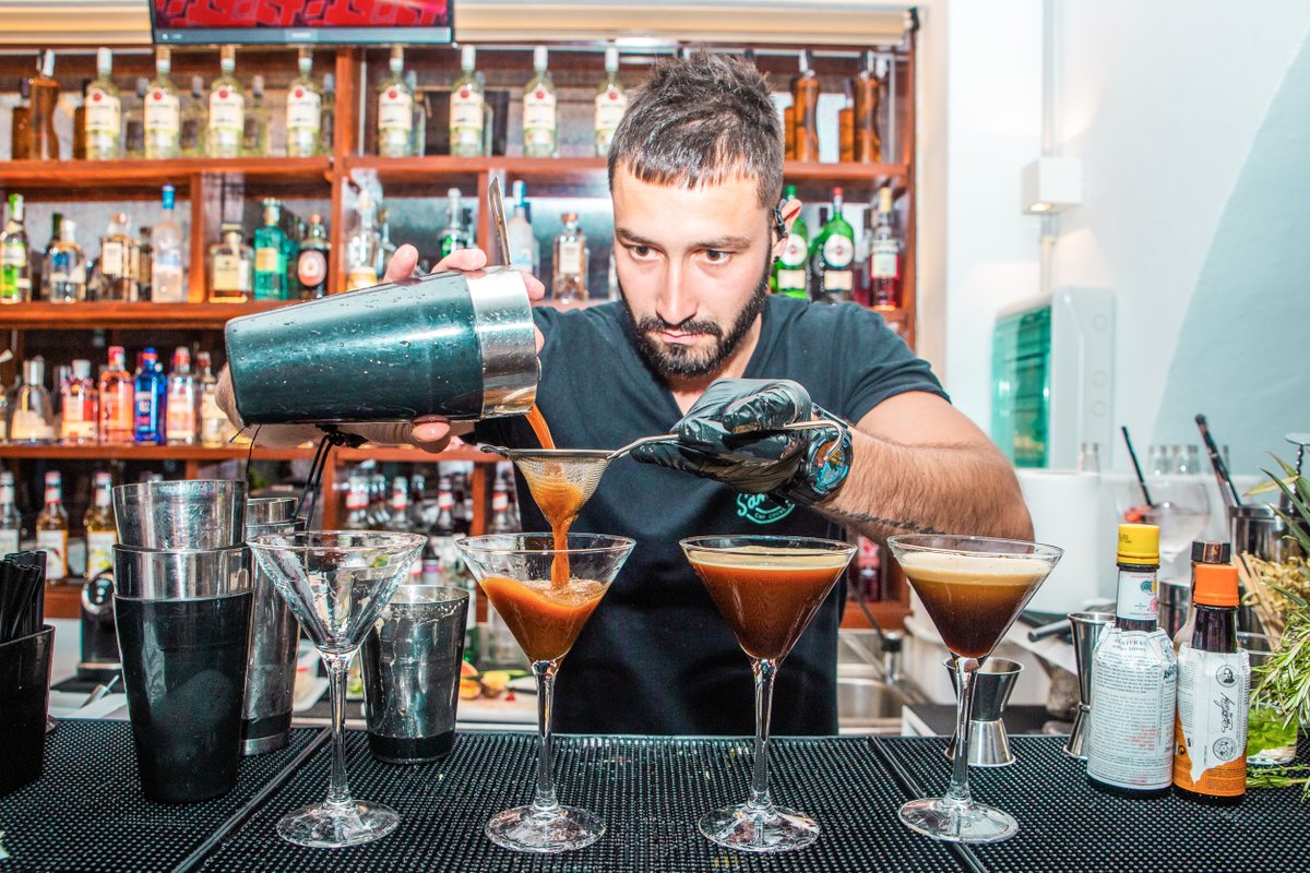 Can it just be summer already? 🍸 
Book ➡️ savannhibiza.com