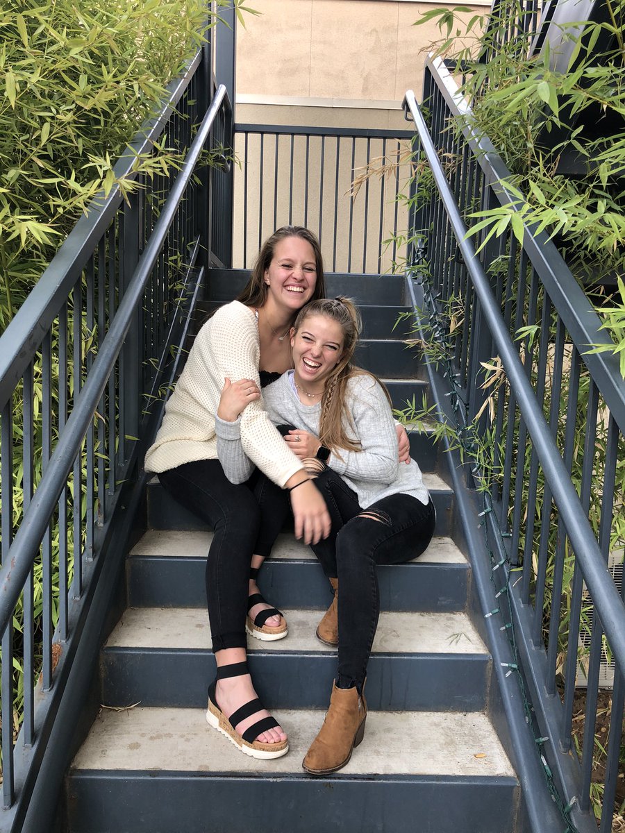 offcialsarahwil's tweet photo. Happy birthday @EBegley33 ! ❤️🎁🎈 I hope your day is as amazing and fun as you are ❤️ #party #mariomaster https://t.co/CPPzAZp0k1