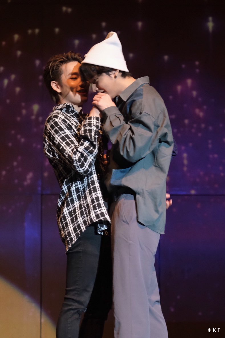 kataiikt's tweet photo. อะไรยังไงสิ๊ 🌚 #คิมคอป
#CTRPANUWAT https://t.co/lD9r1fHkFs
