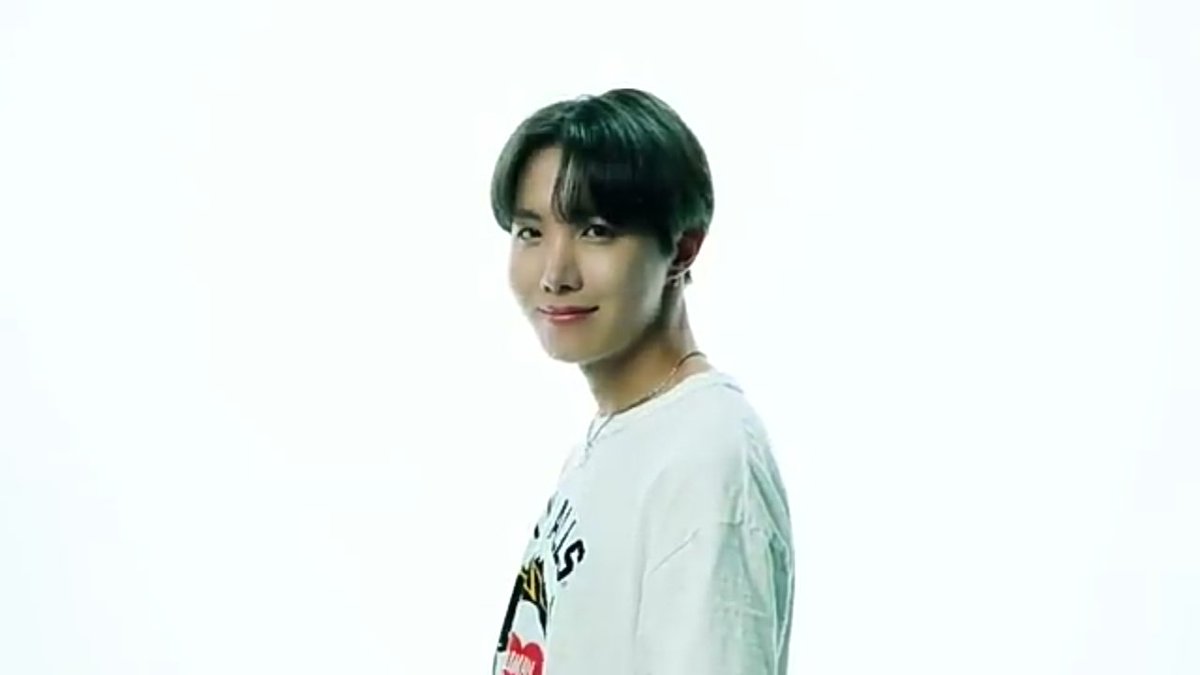 Alhopeu_'s tweet photo. Udahlah gua nangis aja klo gini bener bener kiyut ganteng halah siall campur aduk dia tuh 😭😭😭😭😭 mas jamal 😭😭😭😭😭 #EgoIsComing #EGOComebackTrailer https://t.co/UlUJkEcnNu