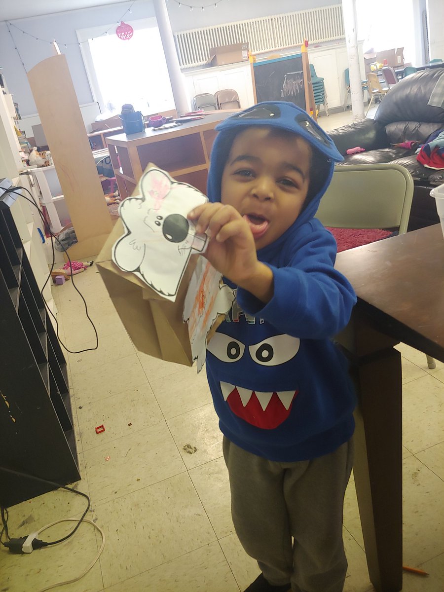 hudsonpromiseny's tweet photo. Well, Phil saw his shadow! On Friday our Promise kids made their very own Groundhogs. Shoutout to our absolutely wonderful Promise Parent, Tia, for bringing us this activity!
#promiseistheneighborhood #nonprofit #youth #Hudson #groundhogsday #community #fun #promiseneighborhoods https://t.co/5pDkGV1xJ2