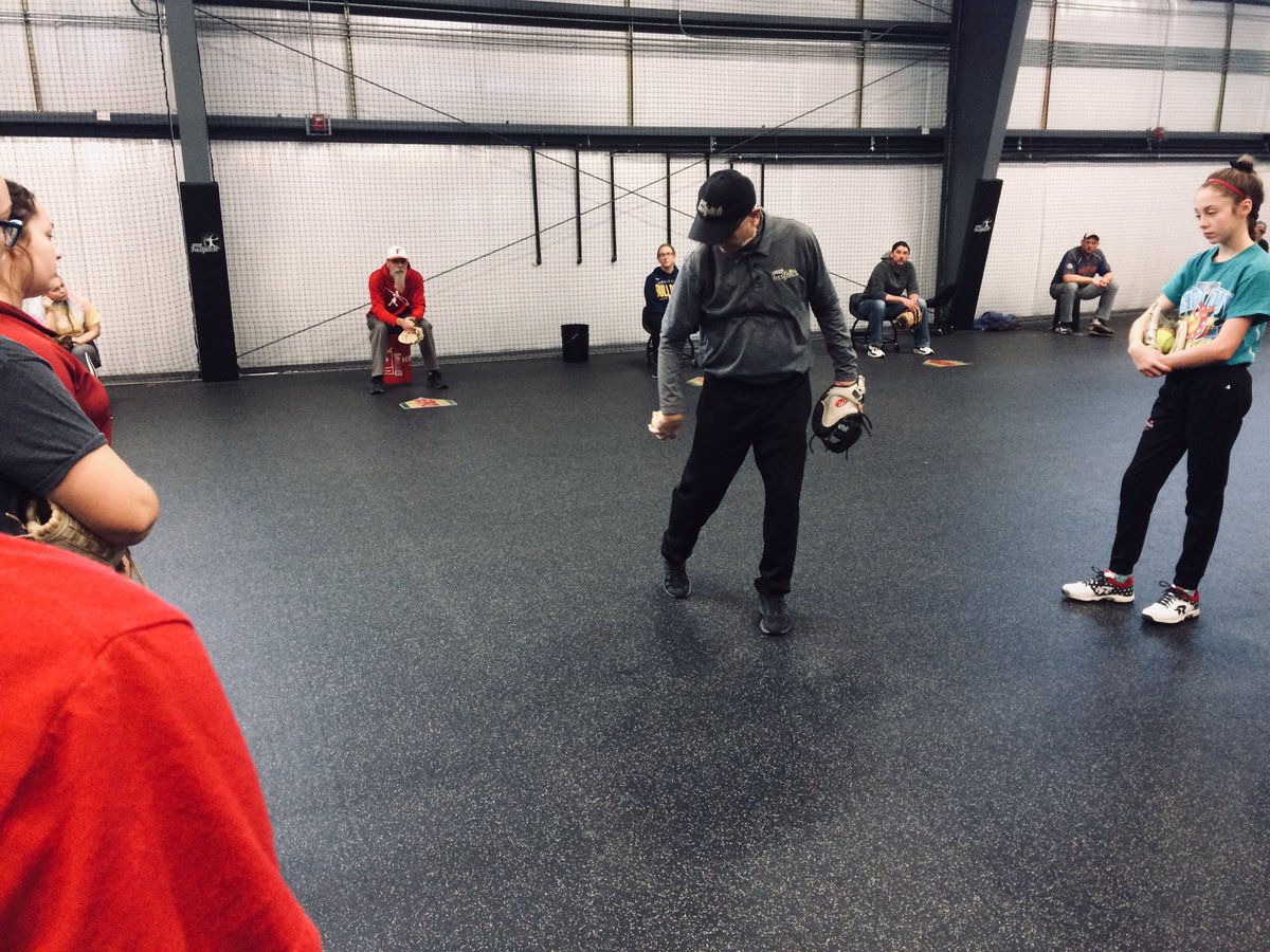 Sunday Fun Day: Campers got to work on their changeups with the guru Dave Leffew this morning. Excellent work, ladies. 

Remember: Flop - Whip - Flip!!!

#Leffews #FindYourGreatness