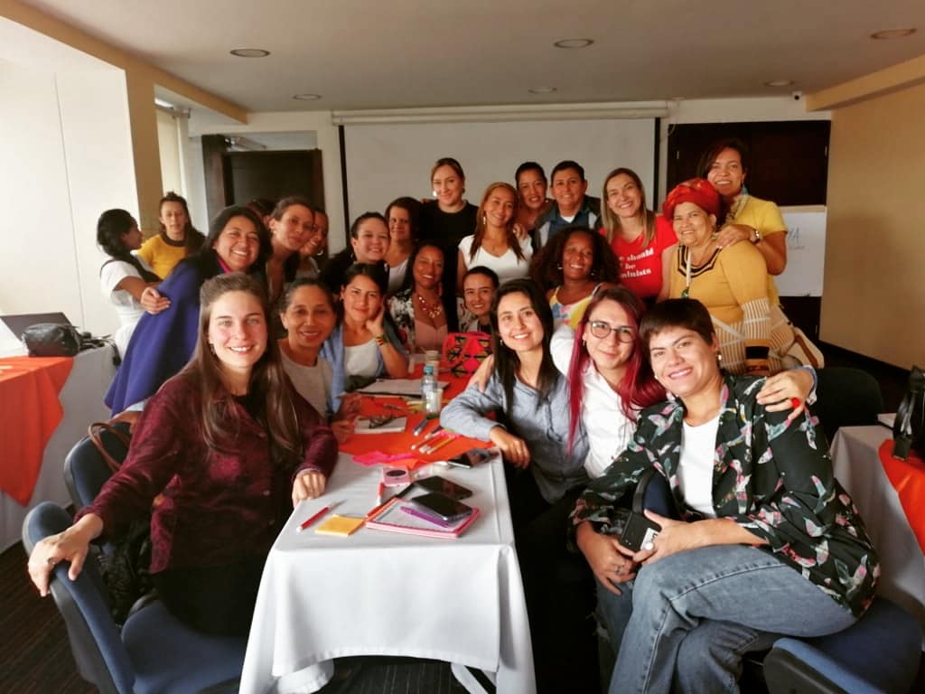 AnaKaCasta's tweet photo. Gracias #NosotrasAhora Colombia por darme estás amistades que se han vuelto pasión, amor, ilusión, las quiero mijas que se venga mucho más.
#2020AŇODELAPARIDAD #CONCEJALAS #ALCALDESAS #EDILAS #MAPP-OEA #FESCOL #VotaMujer #OcuparLaPolítica #NosotrasAhora @extituto https://t.co/2ctH6m885w