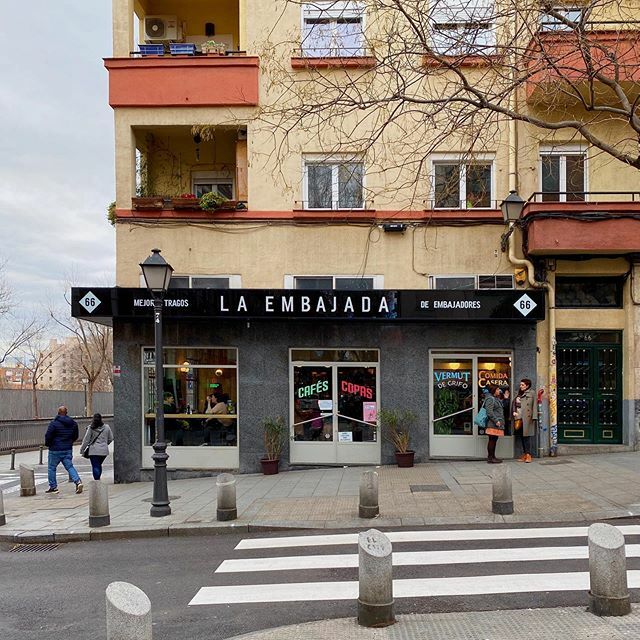 Según el Reloj del Apocalipsis quedan 100 segundos para el fin del mundo 😮

Por mi parte, si las cosas se ponen muy feas, ya sé dónde voy a pedir asilo político: en un bar donde tienen unas albóndigas de caerte de espaldas 😬

Al menos que el fin del … ift.tt/36SWI86