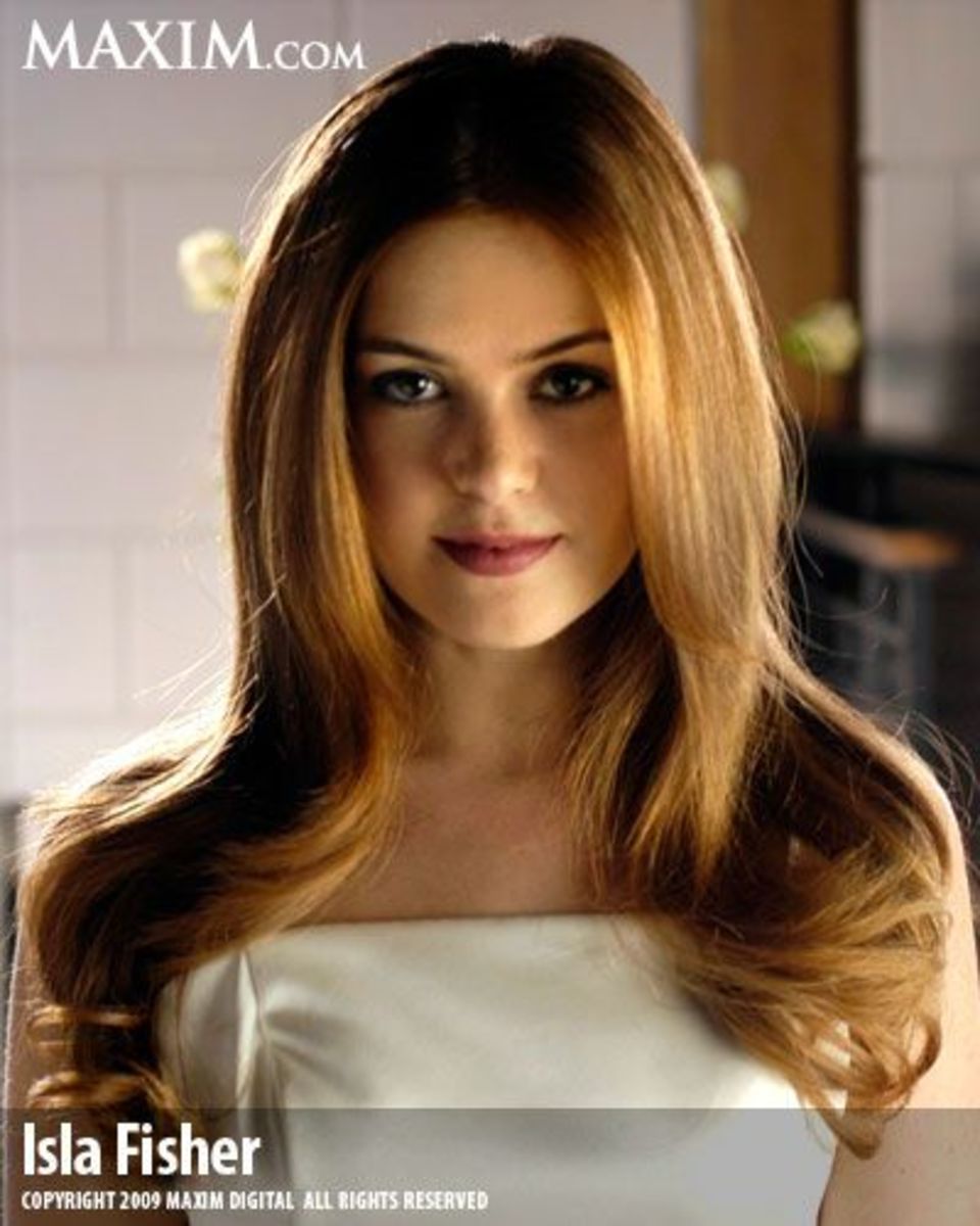 Happy 44th birthday to actress,Isla Fisher(\"Wedding Crashers\") 