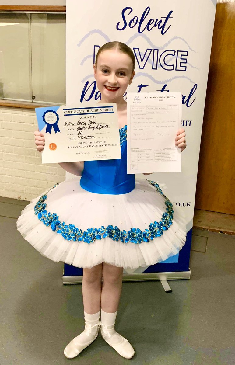 jessicaevenn's tweet image. #NotEveryoneKnowsThisBut yesterday I competed in my first #DanceFestival in 4yrs &amp;amp; I came 1st🥇place in my SONG &amp;amp; DANCE with #PracticallyPerfect from @MaryPoppins &amp;amp; 4th🏅in my ballet🩰! Huge thanks to my teachers.💝

#SundayThoughts #SundayMorning #SundayFunday #SundayMotivation