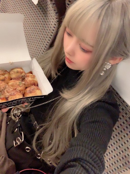 コスプレイヤーありかみうのTwitter画像39