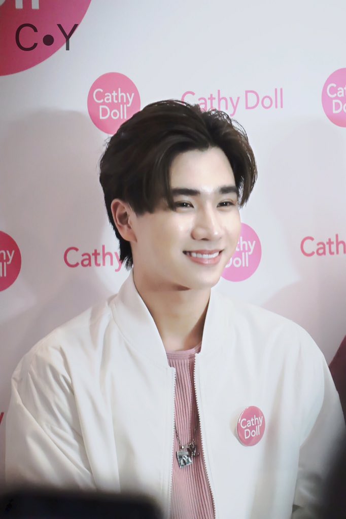 happiness2333's tweet photo. 20200201

在一切破旧褪色中

请你永远闪烁 @perthppe 

#KDPPE
#PerthTanapon https://t.co/Lmo0K5YOKs