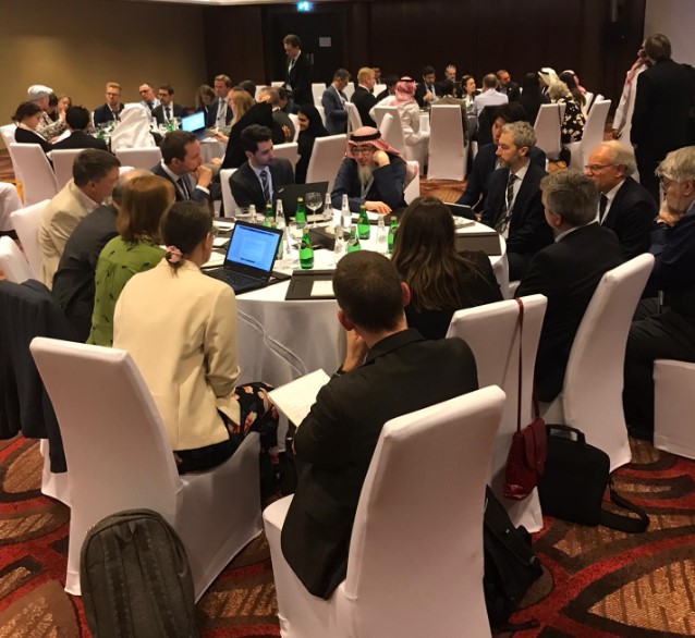 MICleanEnergyRD's tweet photo. Maximising the impact at #MI5: MI members take part in deeper discussions around the Net Zero Solutions Initiative, the next MI Call, and the Champions Program. #cleanenergy https://t.co/JkCW9uhFxU