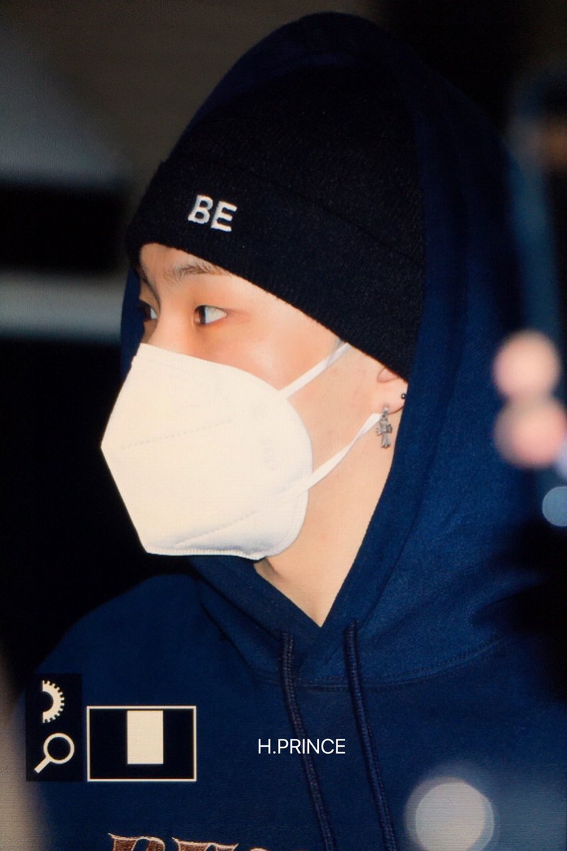 H_PRINCE_KSY's tweet photo. 200202 콘 퇴근 
#세븐틴 #SEVENTEEN 
#호시 #hoshi #권순영 https://t.co/WR3wHvV6Qz
