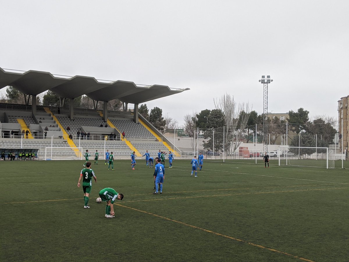 Betis_SanIsidro's tweet photo. 🇳🇬 @Betis_SanIsidro 1
(⚽ @Nacho_Lopo )
VS
🟦 @CFuenlabradaSAD 'B' 0
Minuto 62""
#MATpicua
#betis
#bsi https://t.co/6RKSniWTnV