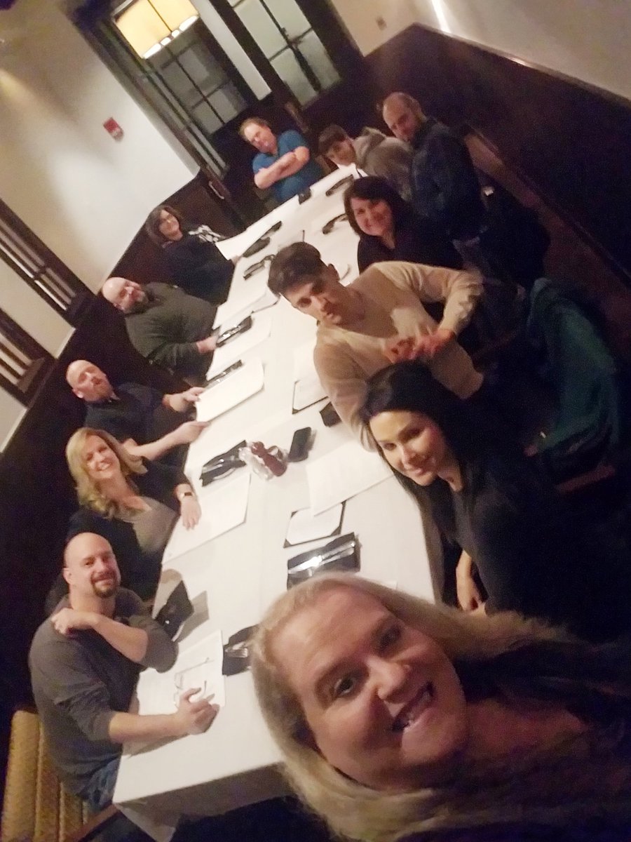 mamatee96's tweet photo. Celebrating the birthday trifecta. Nothing better than having so many people I love in the same place 😊 #lucky #friendship #rideordie #truefriends https://t.co/gjdjbI7Cx1