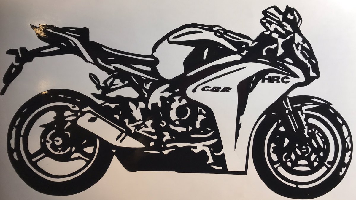 Zoo_YZF_R1's tweet photo. 【プレゼント企画！】
あなたのバイクのシルエットをステッカーにしませんか？？？
このツイートをRTしてくれた方の中から抽選で2名様にステッカーをお切り致します。
締切期限は2020年2月20日20時まで。
どしどしご応募ください。お待ちしております。 https://t.co/C0mZnWMUjf
