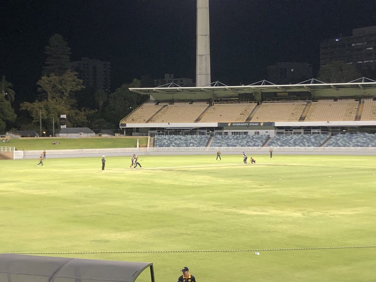 UWACC_'s tweet photo. Game on at the WACA. Fremantle 4/72 in the 10th. Mitch Marsh at the crease. Ashton Turner run out from a direct hit for 1. https://t.co/hWWjKhA4Y4