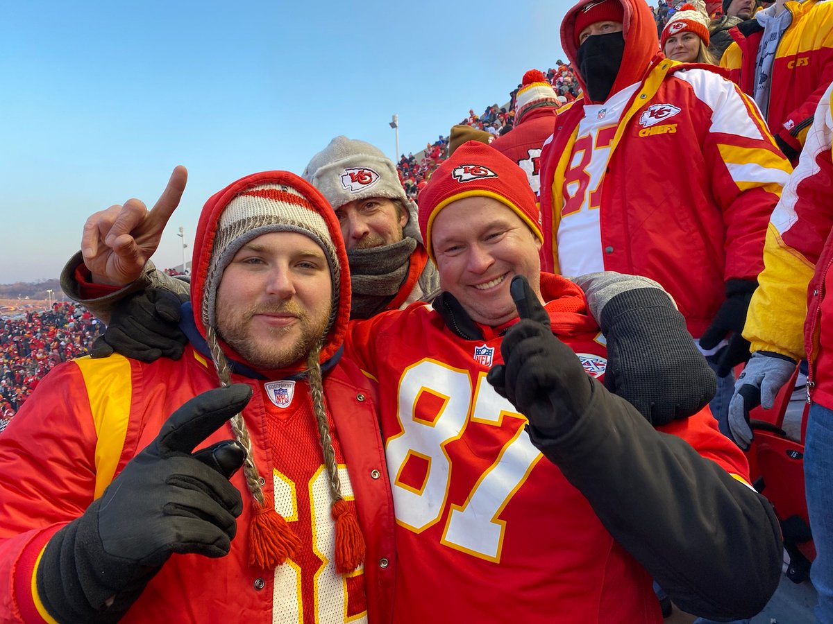 Gate5N's tweet image. We are 11hrs from kickoff getting ready to head to KC from the STL to be with great friends to celebrate what could be one of the greatest days ever GO CHIEFS