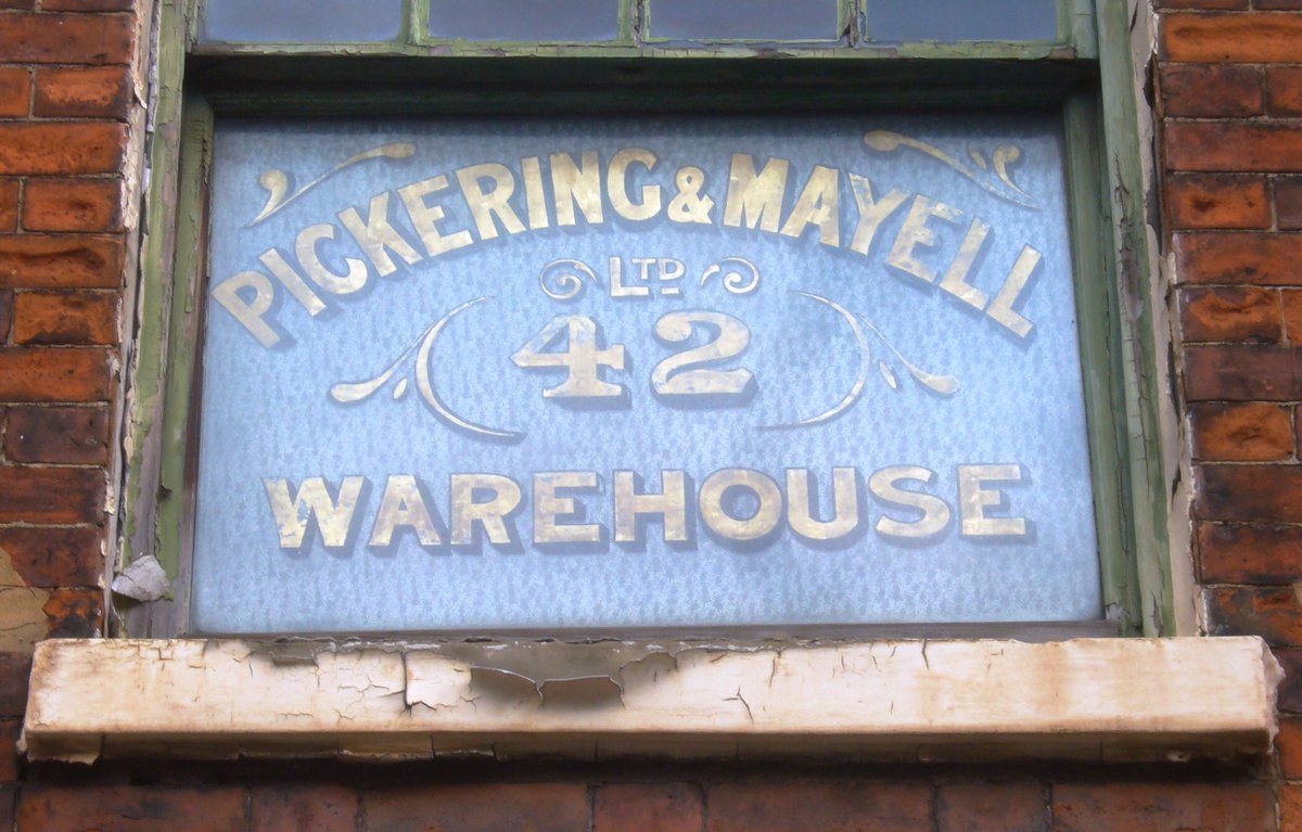 ghostsigns's tweet photo. Pickering & Mayell, Caroline Street, Birmingham, for #fontsunday by @DesignMuseum.
See more on this walk, a collaboration with @BHamGraphicDNA a few years back: https://t.co/UDUy6CHPc9
#ghostsigns #ghostsign #windowtype
cc. @traceythorne @luketonge https://t.co/oEtPgv71IM