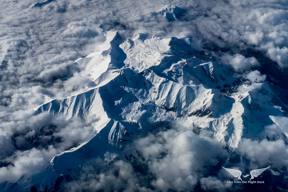 Above the Pyrenees #fromabove #livefromtheflightdeck