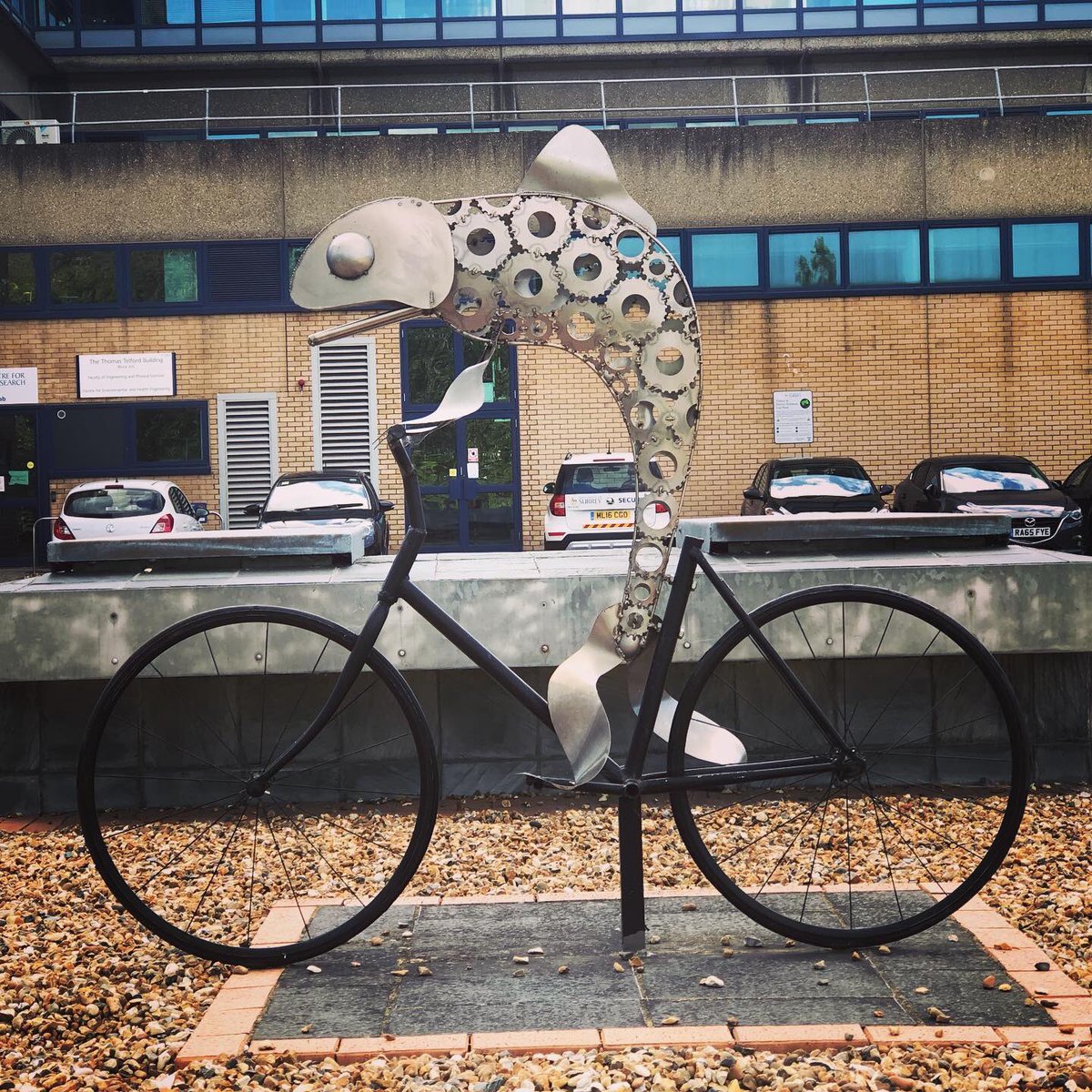 pateguerrero's tweet photo. “Siempre acabamos llegando a donde nos esperan” #Saramago #Elviajedelelefante #UKAnniversary #happy5years #bestdecisionever #Mathild #bestwelcome #cyclinglove #liverpoolcrew #parcero #socialscientistwithoutsociallife #lateworkingnights #worthit https://t.co/4DCvV9CZ1O