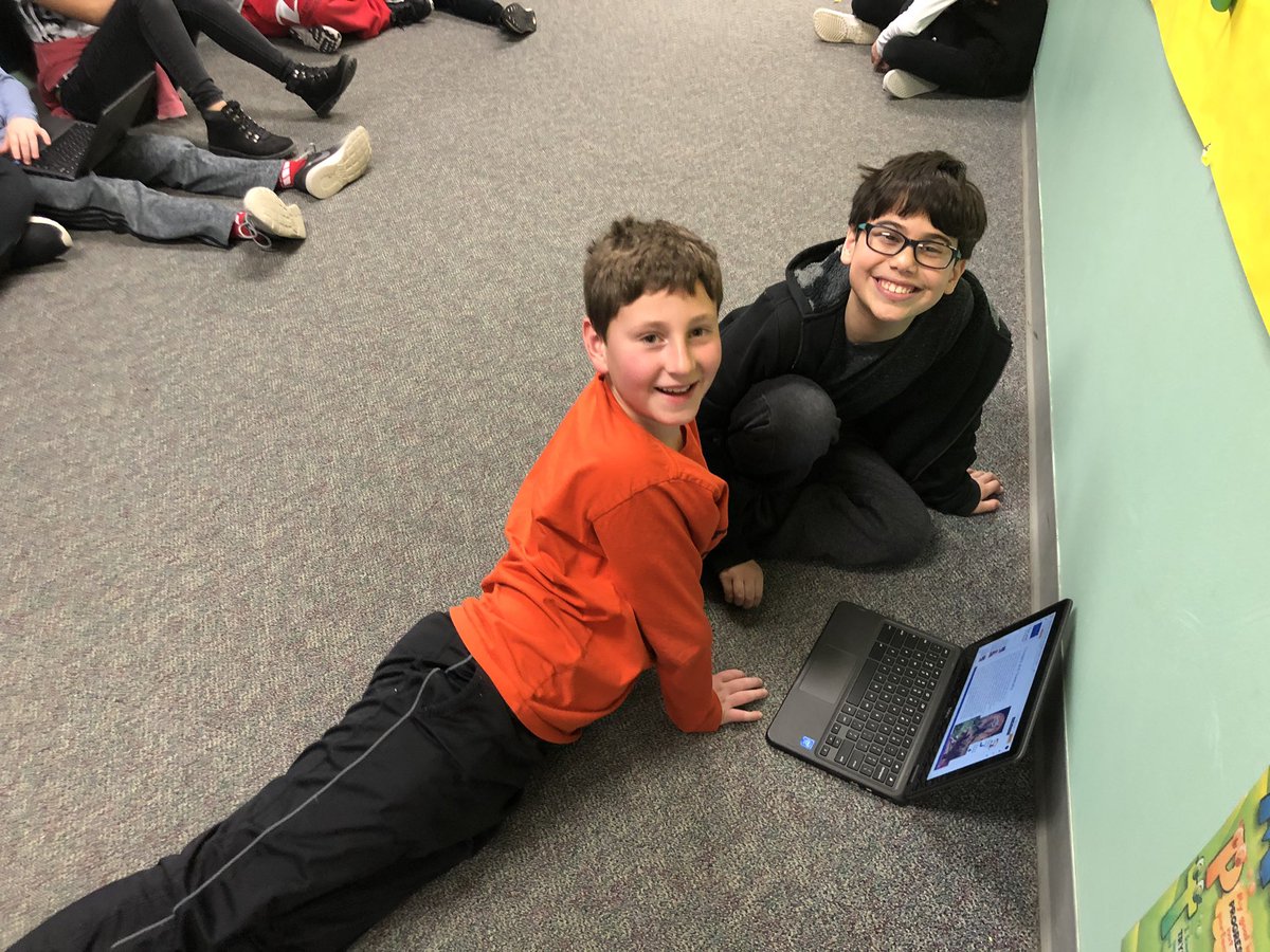 Ms_vanDoren's tweet photo. 6th graders share their research with peers. https://t.co/Sm0JRVNnUx