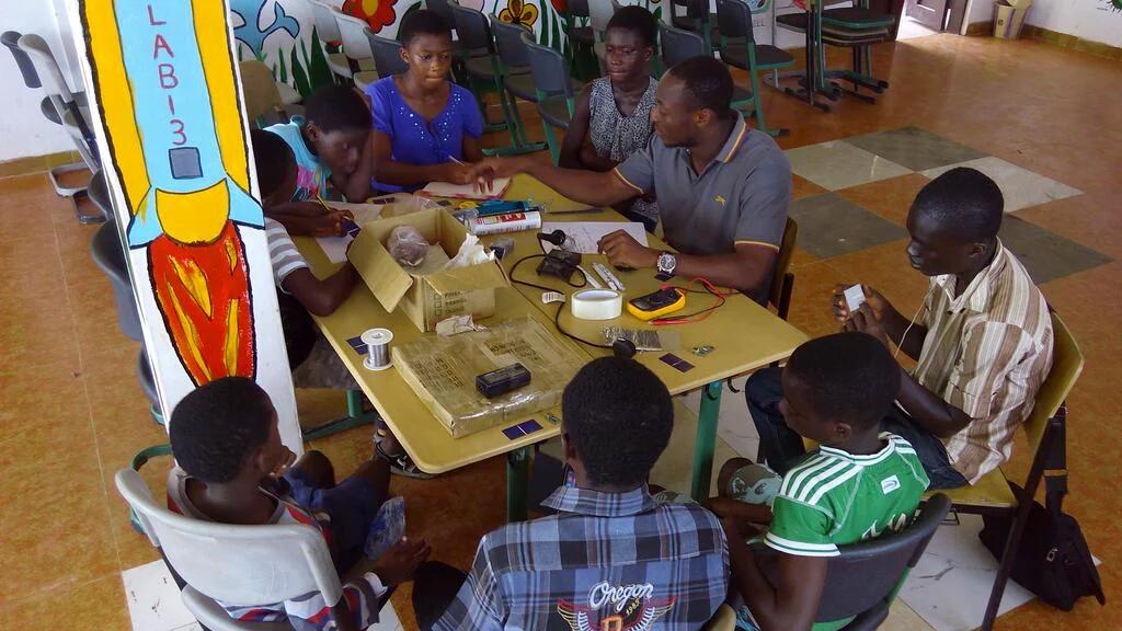 KingSpicex's tweet photo. Lab_13 Ghana offered me my first job after national service. 

I taught practical science to young students in Bosomtwe district and I am eternally grateful for the experience, friends and lessons I learnt at post. 

Grateful. 
So grateful 🙏🏿 
@IgniteFutures @lightyear_fdn https://t.co/15iWDZPqke