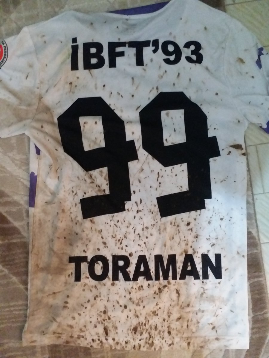 av_torro's tweet photo. Bugün Adana’da Toraman koşusu varmış! Teşekkürler @_TJK_ 😂😂
#Toraman https://t.co/olpCitpLG6