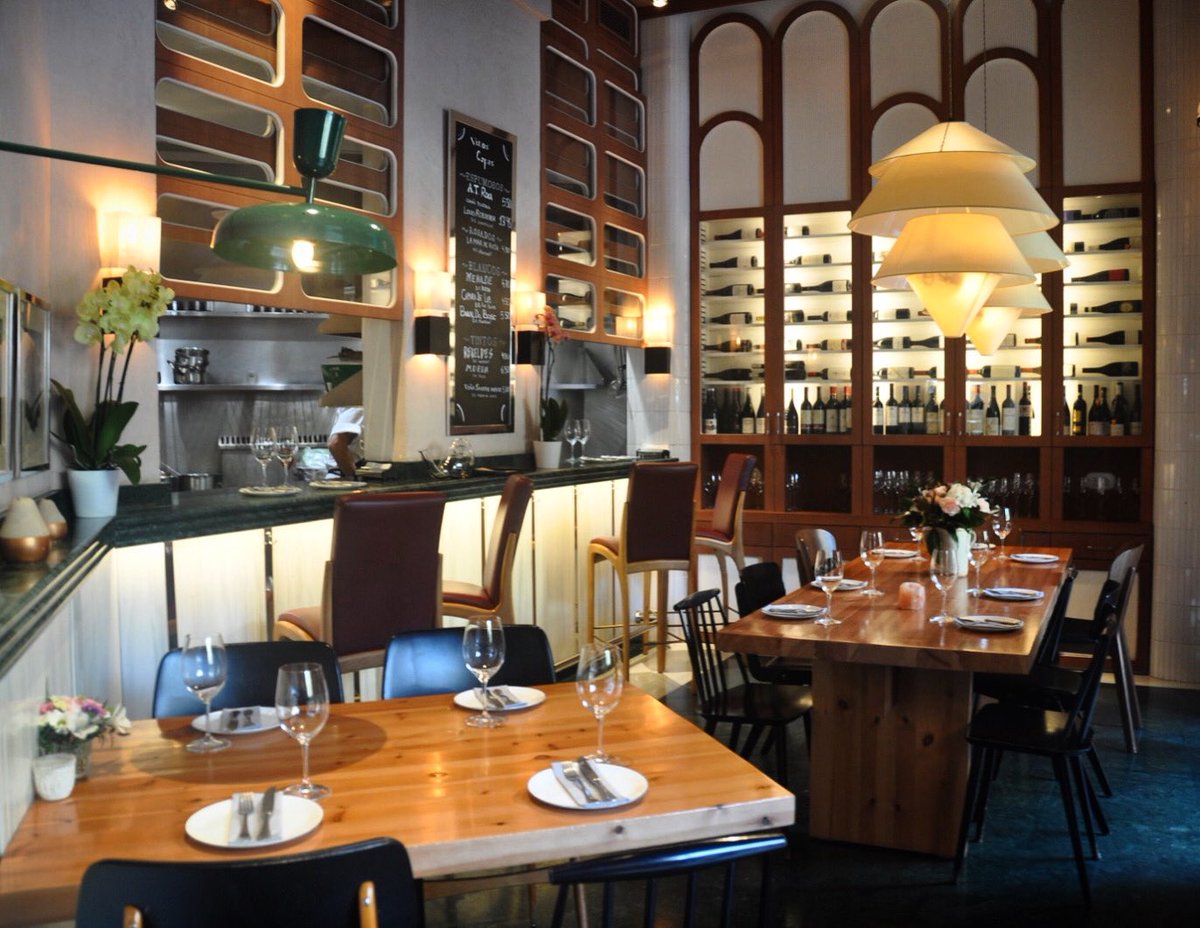 En este maravilloso día os esperamos en horario normal.⁣
⁣
Feliz domingo 🥂⁣

#mediamanga