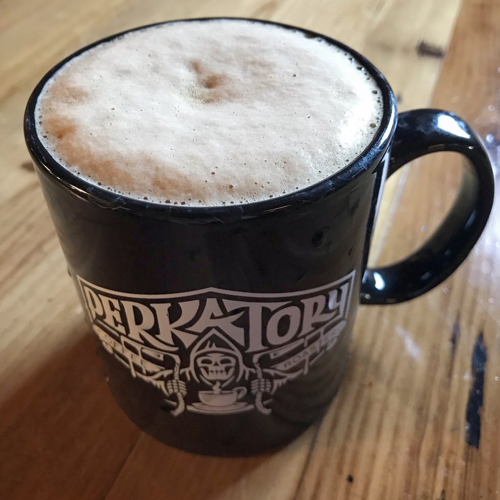 KinsmenBrewing's tweet image. It’s Super Bowl Sunday. Rise and Shine. We have a great selection of beer-to-go including this Coffee Milk Stout, ‘Hairy Knucks’, brewed in collab with @PerkatoryCT. 4-packs available plus crowlers of anything else on the menu #SuperBowl #Beer