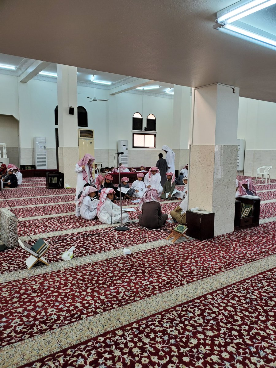 اللهم لك الحمد كما ينبغي لجلال وجهك وعظيم سلطانك تزايد عدد الدارسين في حلقات تحفيظ القرآن الكريم بالديلمي نسأل الله أن ينفع بهم دينهم و وطنهم