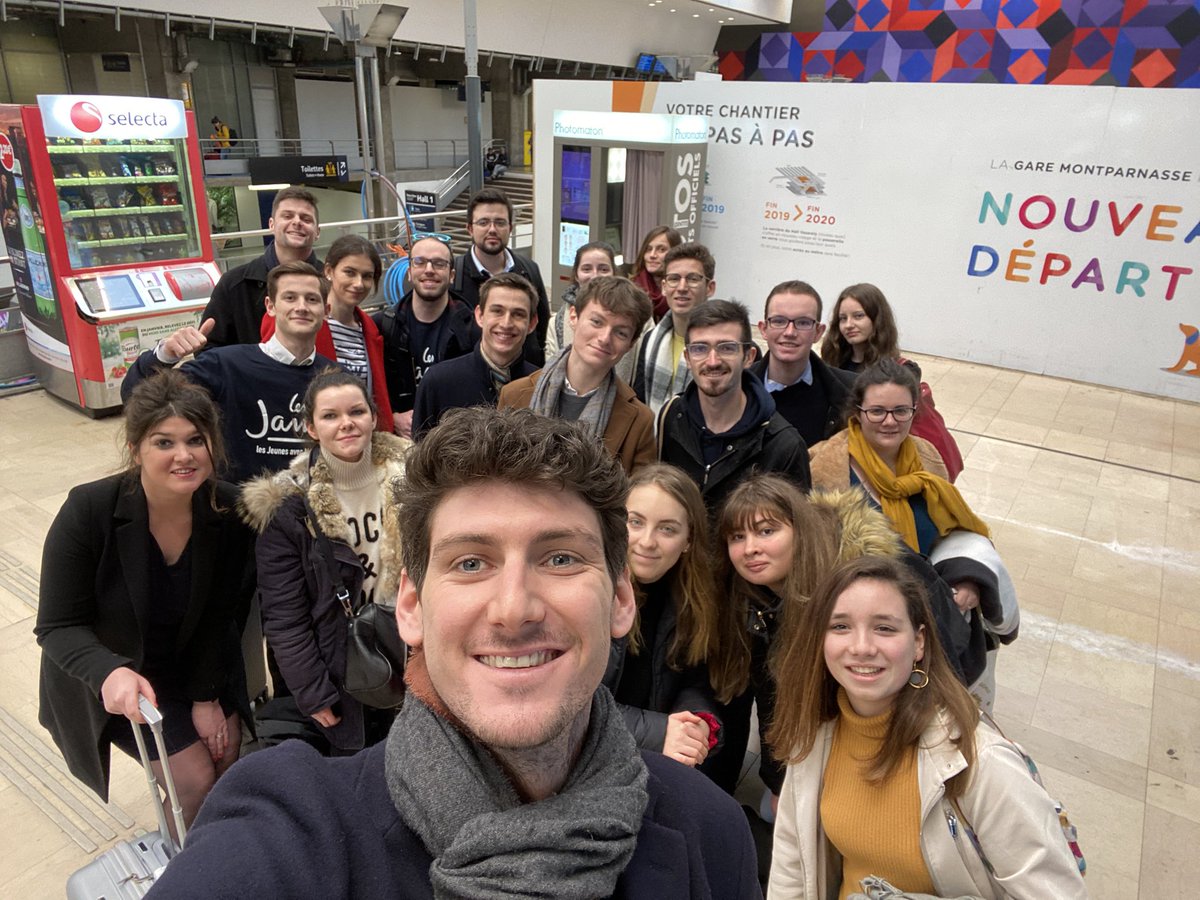 lesjem35's tweet photo. De Rennes à Lille, en passant par Denain ou Hénin-Beaumont nous étions sur le terrain !

➡️ Dans les villes du Nord, à l’écoute des habitants qui subissent chaque jour les outrances du @RNational_off et de @SteeveBriois.

➡️ À Rennes, pour mettre fin à l’immobilisme socialiste. https://t.co/Hmb2gyLQCI