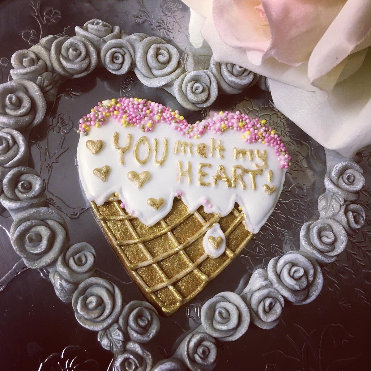 Valentine Cookies for You and You and You and You....💝❤️💛💚💜🧡💙