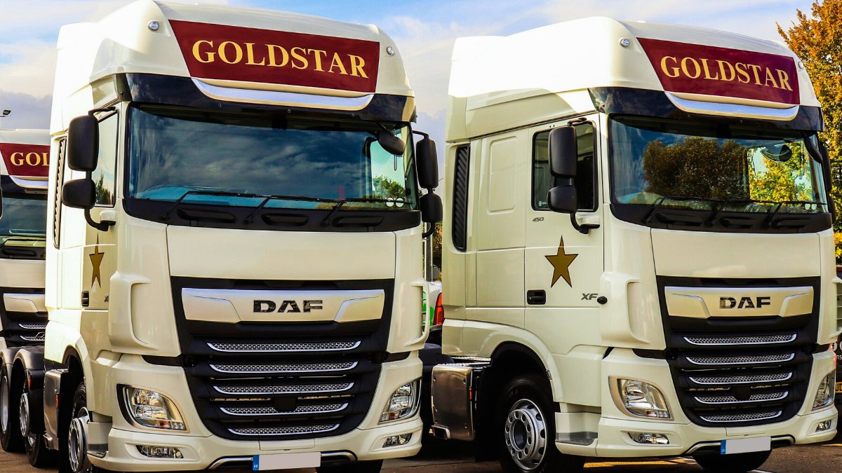 GoldstarTLTD's tweet photo. Fancy joining Goldstar and becoming part of our quest to become the best driving team on the road? ππͺ
Head over to our driving jobs board for our latest vacancies!
#HGVDriver #LGVDriver
https://t.co/gPLQEQCc35 https://t.co/qmRi8nEfw9