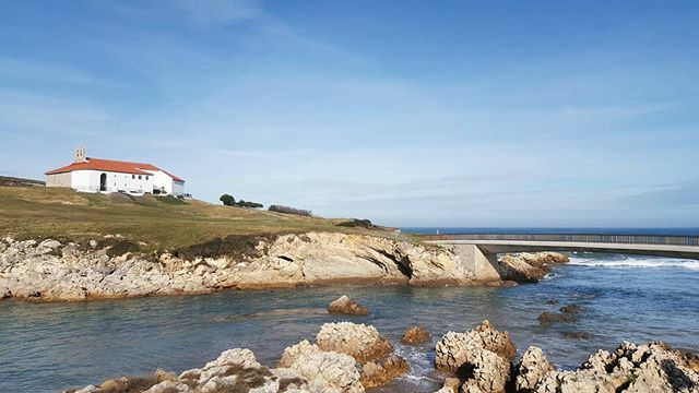 CantabriaTurism's tweet photo. Virgen del Mar
#Santander #igsantander #igersantander #cantabria #turismo #cantabriayturismo #cantabria_y_turismo #cantabriamola #cantabrico #fotocantabria #cantabriamola #pasionporcantabria #estoescantabria #cantabriainfinita #estaescantabria https://t.co/VXQGpCJC3I https://t.co/snTigUgwla
