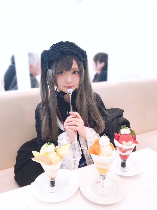コスプレイヤーすみれおじさん(紫花菫)のTwitter画像25