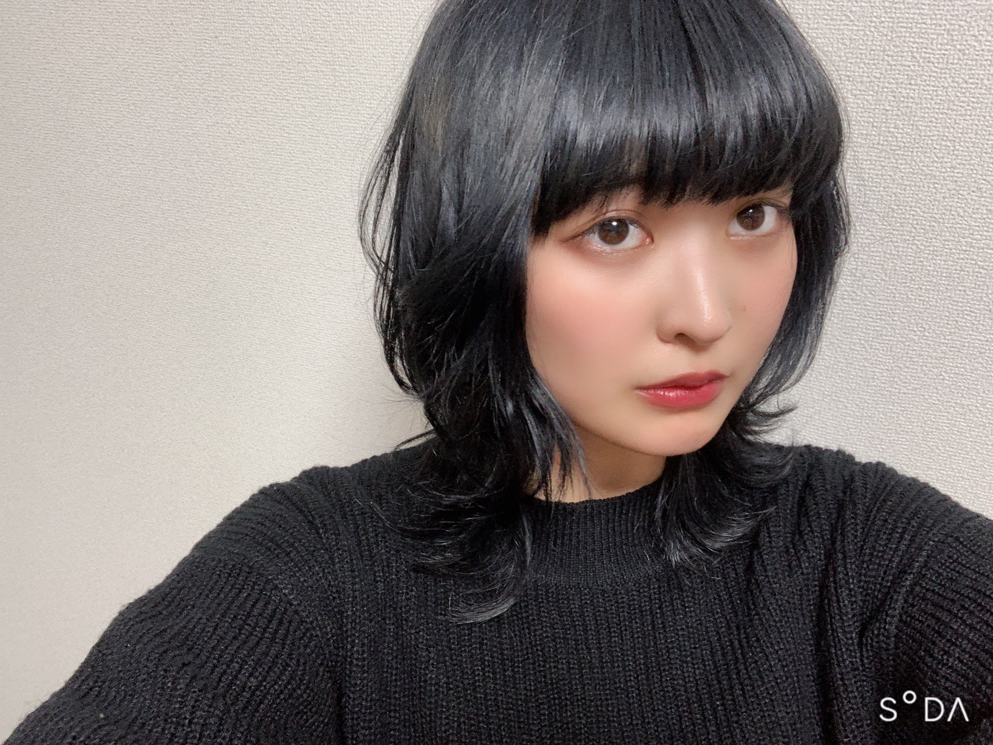 ササキ伶菜 Na Twitteru 結局今の髪色満足できなくて青黒にしました 超満足 ネイビー可愛い T Co 2giwepi5pd Twitter