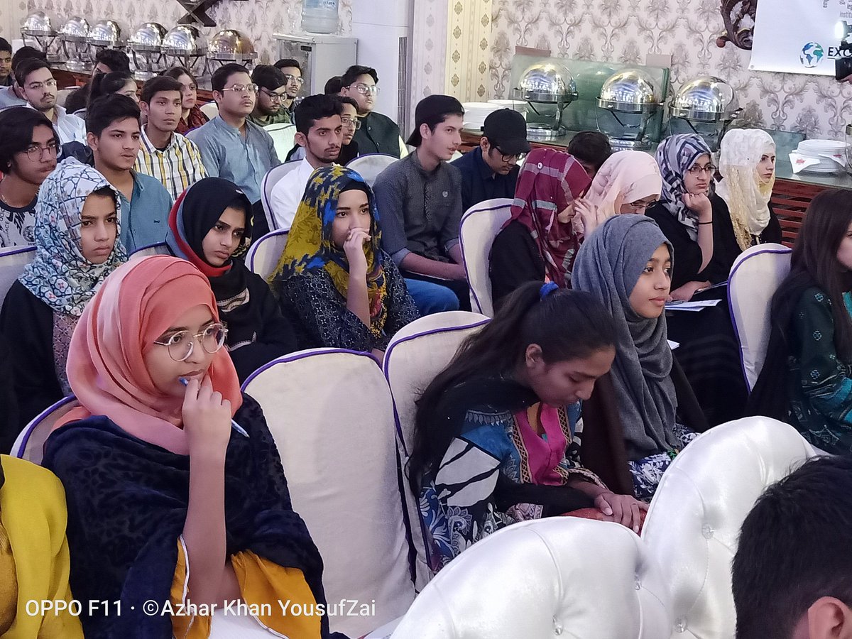 Azharkhanyuzai's tweet photo. Convenor MQM Pakistan Khalid Maqbol Siddiqui Senior Deputy Convenor Aamir Khan Attend Second Session at District East.
#ExcelYourExcellence #CareerCounsellingSession2 #PollB #MQMpk https://t.co/AoBO3Wih0H